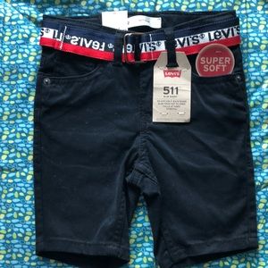 Levi's size 3T boys short with belt